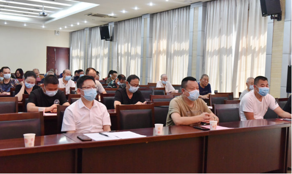 2021080318262606.png 市人社局举行庆祝“八一”建军节暨“发扬战斗精神,保持工作激情”专题报告会20210802312.png